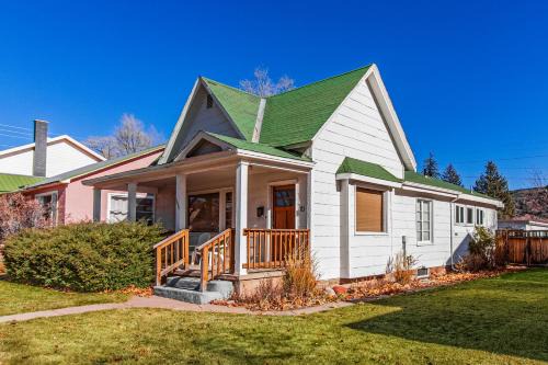 Durango House | Library House