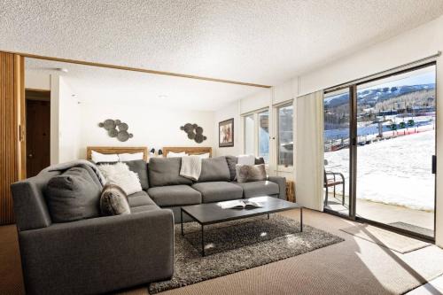 Snowmass Village House | Lichenhearth 24