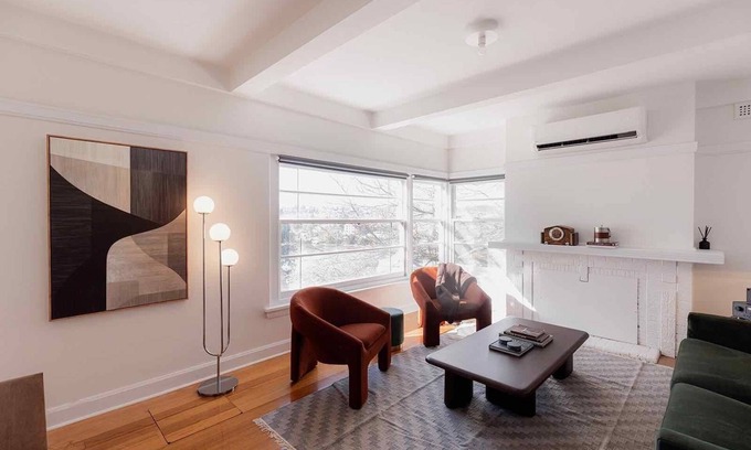 Trevallyn Apartment | Light and Bright Trevallyn Stay with River Views
