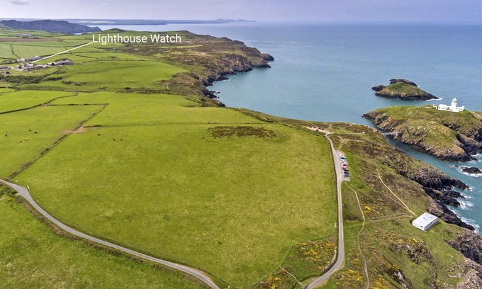 Goodwick Cottage | Lighthouse Watch - Two Bedroom Cottage, Sleeps 4