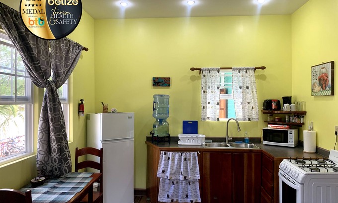 Caye Caulker Cottage | Lily Pad II - Brand New Studio Style Cottage - Safe Quiet Area