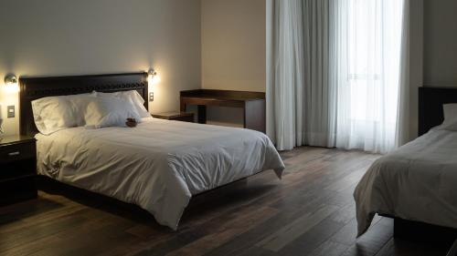 Leuro Hotel | LIMA HOST
