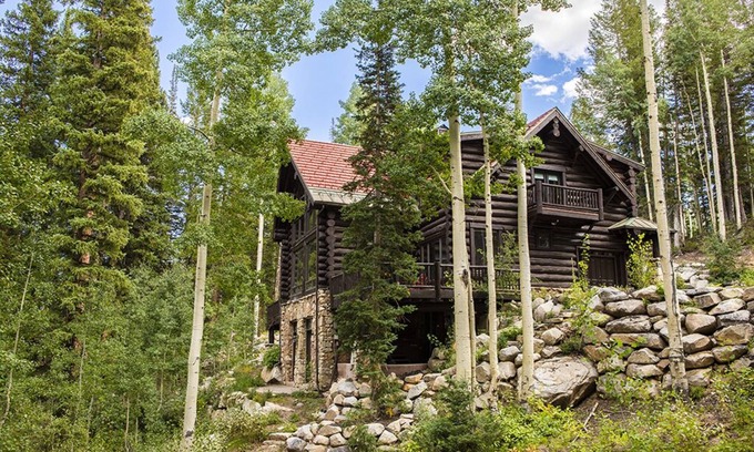Salt Lake Mountain Resorts Cabin | Limber Pine Lodge by Cottonwood Lodging