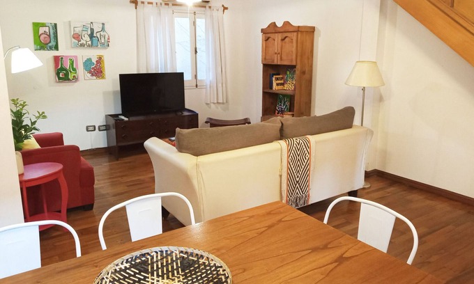 Mendoza City Center Apartment | Lindísimo y tradicional duplex en complejo privado
