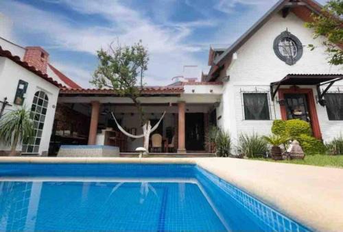 Xochitepec House | Linda casa céntrica c/alberca y jacuzzi