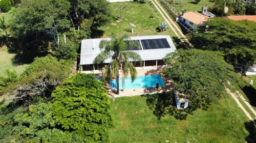 Joanopolis House | Linda casa com acesso a Represa (Rancho do Galego)