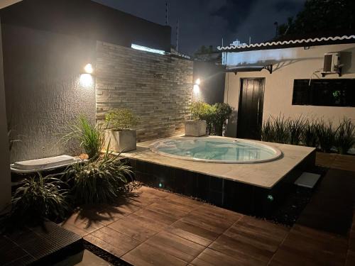 Ponta Negra House | Linda casa com jacuzzi no coração de ponta negra