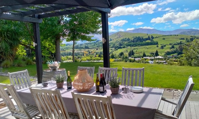 Lower Shotover House | Lindmore Lodge