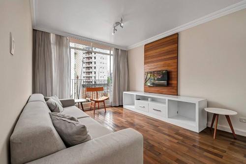 Liberdade Apartment | Lindo apartamento com 3 Quartos e Sacada na Liberdade