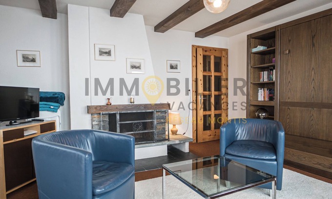 St. Luc Apartment | Linen is not included in the service. We provide, if desired, linen packages including bed linen, ba
