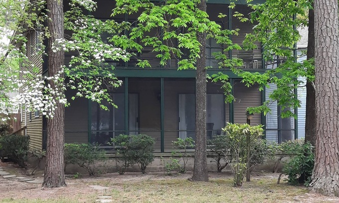 The Pines House | LINENS INCLUDED! ENOUGH ROOM FOR THE WHOLE FAMILY! RENT TODAY!