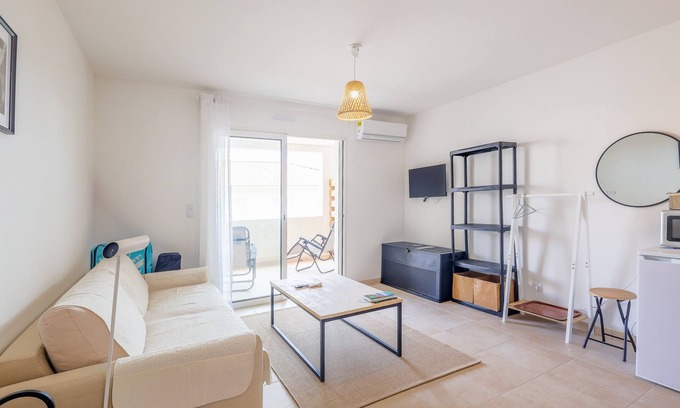 Bravone Apartment | Linguizzetta - studio climatisé - piscine partagée