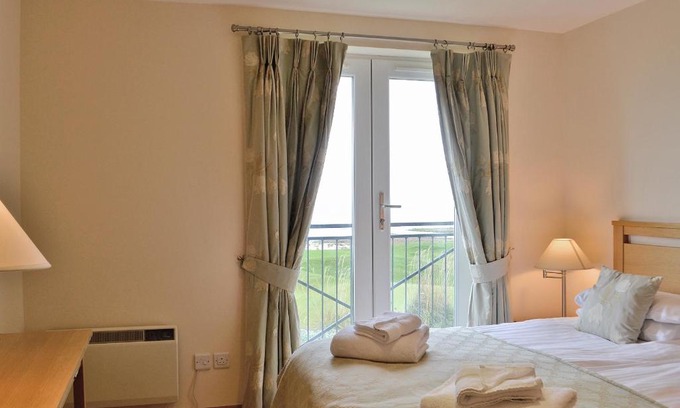 Brora House | Links Apartment 6