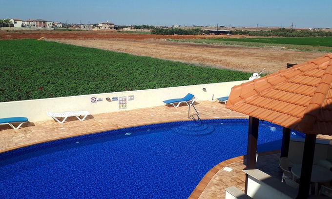 Liopetri Apartment | Liopetri 2-Bed Apt, Sleeps 6, Pool, 10min to Beach