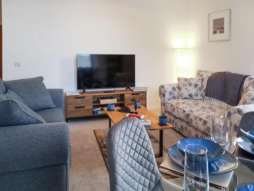 Falkland House | Liquorstane - Uk40568