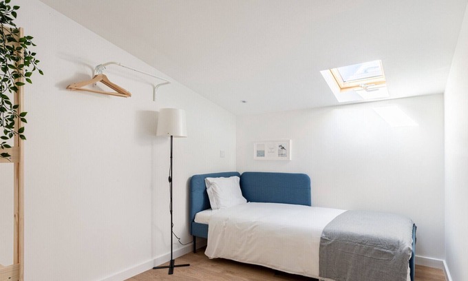 Bairro da Serafina Apartment | Lisbon Modern Flat near Park, Easy Access to the Centre