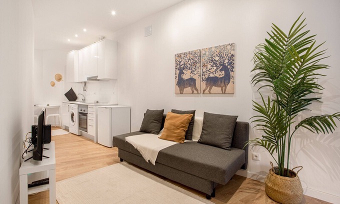 Bairro da Serafina Apartment | Lisbon Sublime Flat near Park, Easy Access to the Centre