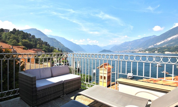 Bellagio Apartment | LISZT TOWER by KlabHouse-3BR Lakefront w/Terrace & AC