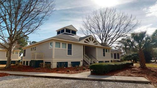 Litchfield by the Sea Villa | Litchfield Lakeside Escape Resort Perks by the Sea