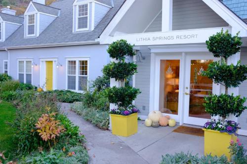 Ashland Resort | Lithia Springs Resort