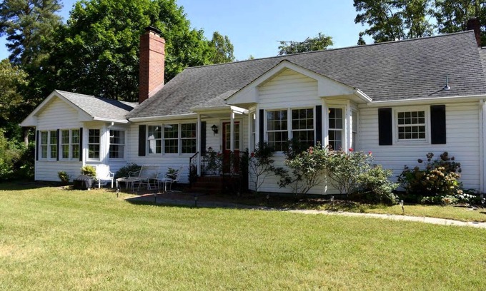 Bethlehem House | Little Creek Hideaway - Privacy and Perfect Family Getaway.