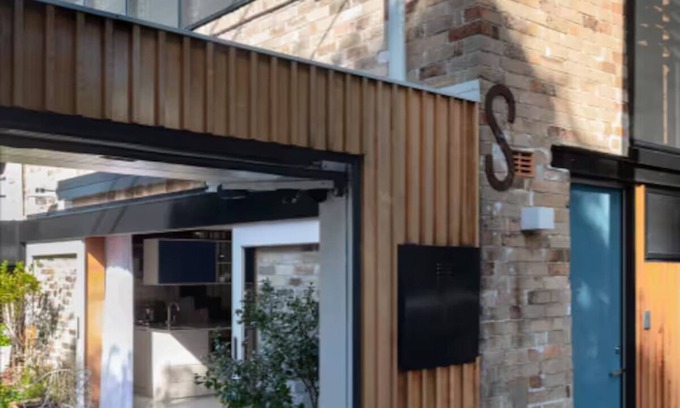 Centennial Park Apartment | Little Edie charming architect designed cottage