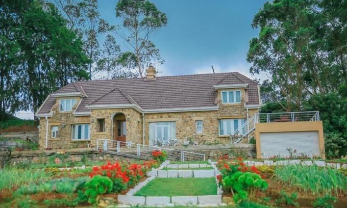 Nuwara Eliya Hotel | Little England by Celeste