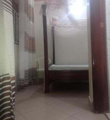 Mityana Hotel | Little Five Guest House