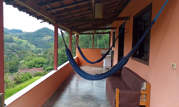 Goncalves House | Little house in the mountains