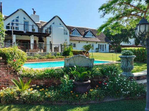 Uitenhage Apartment | Little Tree Loft