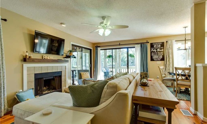 Seabrook Island Villa | Live Oak Villas 2777: 2 BR / 2 BA villa in Seabrook Island, Sleeps 6
