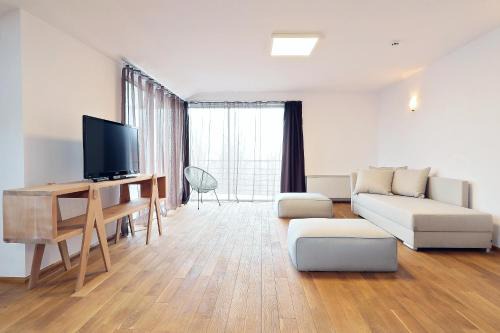 Oradea Apartment | Living In Aparthotel