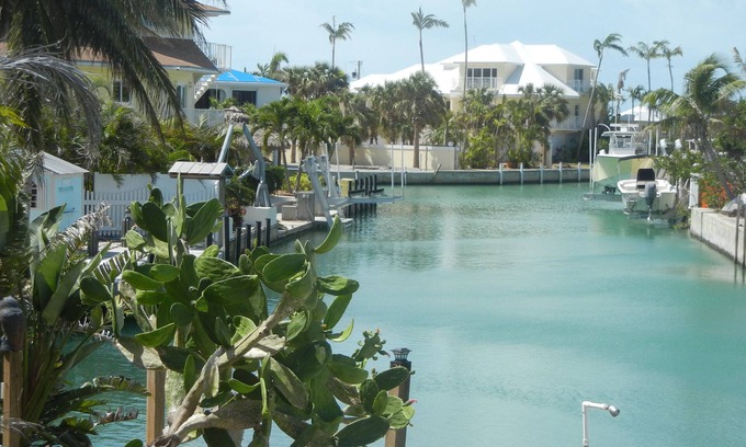 Summerland Key House | LIVING IN BEAUTIFUL PARADISE