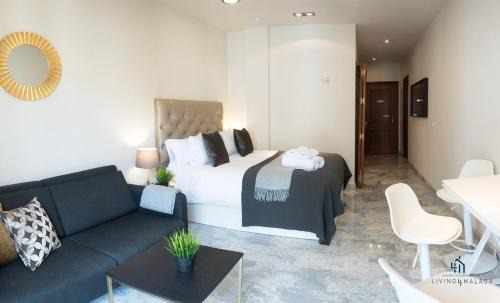 Centro Apartment | Living4malaga Golden Suite