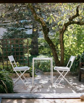 Bezigrad District House | Ljubljana C17 4-Bedroom Private Row House with Garden and Parking