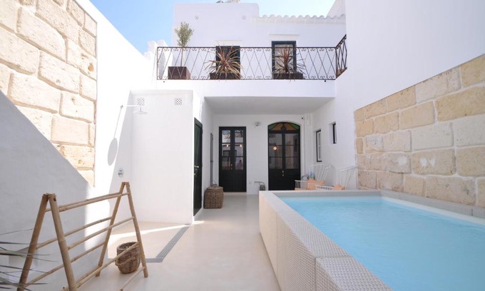 Ciutadella de Menorca House | LLONGA'S Hostel