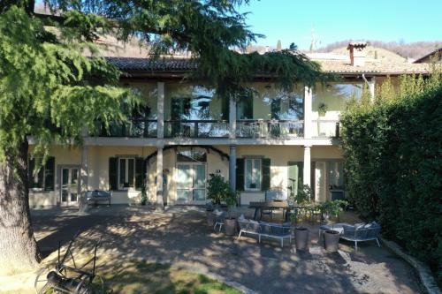 Scanzorosciate Bed & Breakfast | Lo Schiaccianoci Bed&Breakfast de Charme
