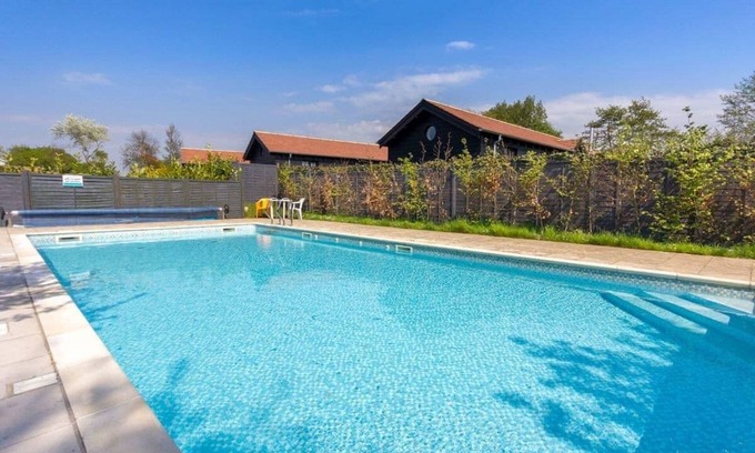 Rookley House | Located at the tranquil viewpoint area of Rookley Park.