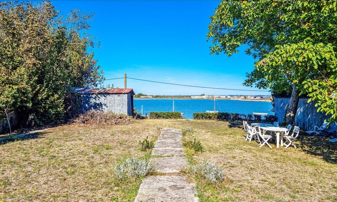 Bourcefranc-le-Chapus Apartment | Located in Bourcefranc-le-Chapus, a stone's throw from the , this family-friendly vacation home welc