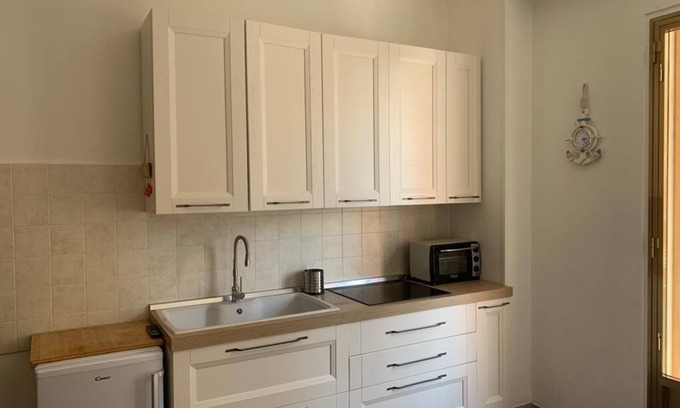 Margherita di Savoia Apartment | Located in Margherita di Savoia, within 200 metres of Spiaggia di Margherita