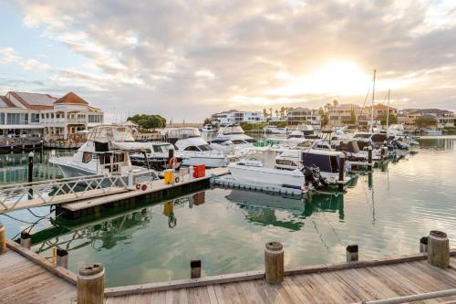 Mindarie House | Located in the Mindarie Marina a Luxury House in a Perfect Location