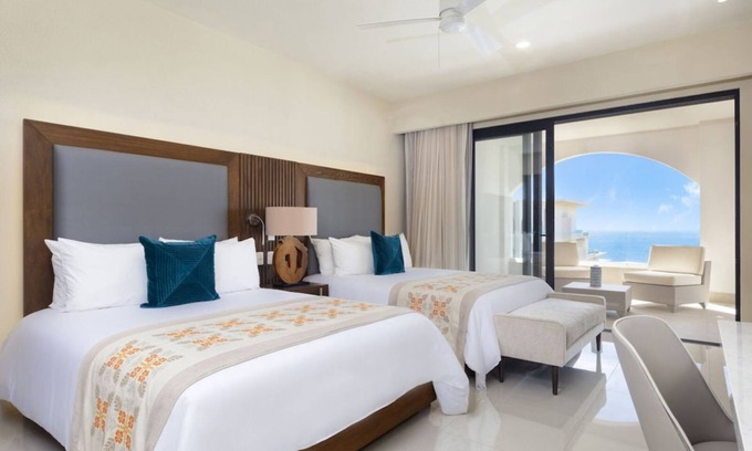 San Jose del Cabo Resort | Located on the Pristine Tequila Cove Beach