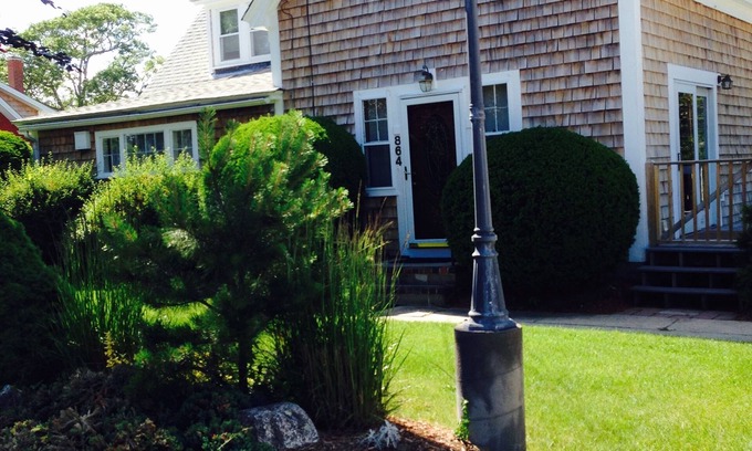 Bass River House | Location! Large House Sleeps 10, Heated Pool, 1 mile to Ocean Beaches, Pets ok
