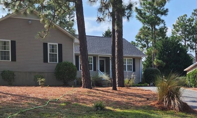Pinehurst House | location, location cal-de-sac home thats is 7mins away from #2 for the US Open