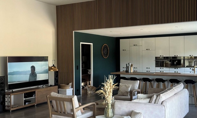La Seyne-sur-Mer Villa | Location Villa/piscine Journée ou en Soirée