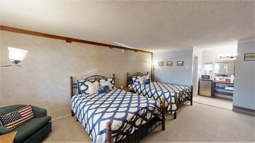 Eagle Nest Apartment | Lodge Studio 41 in Eagle Nest