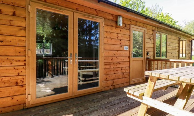 Grampound House | Lodge Three