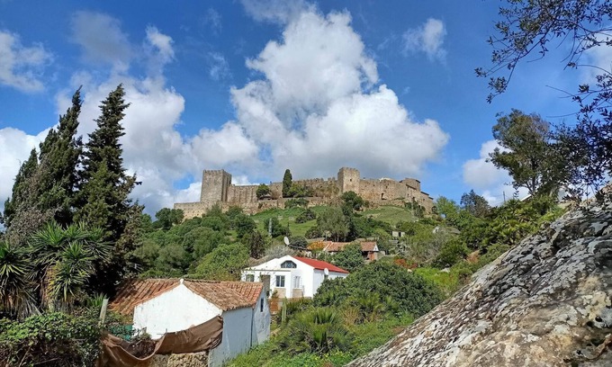 Castillo de Castellar Apartment | Lodging in a medieval hamlet, a wonderful experience. Restaurant,Info Point.Sl 3