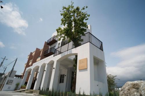 Taitung Bed & Breakfast | Lof/it