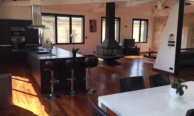 Bastide Apartment | LOFT 200 m2; 4 CH; BORDEAUX CENTER